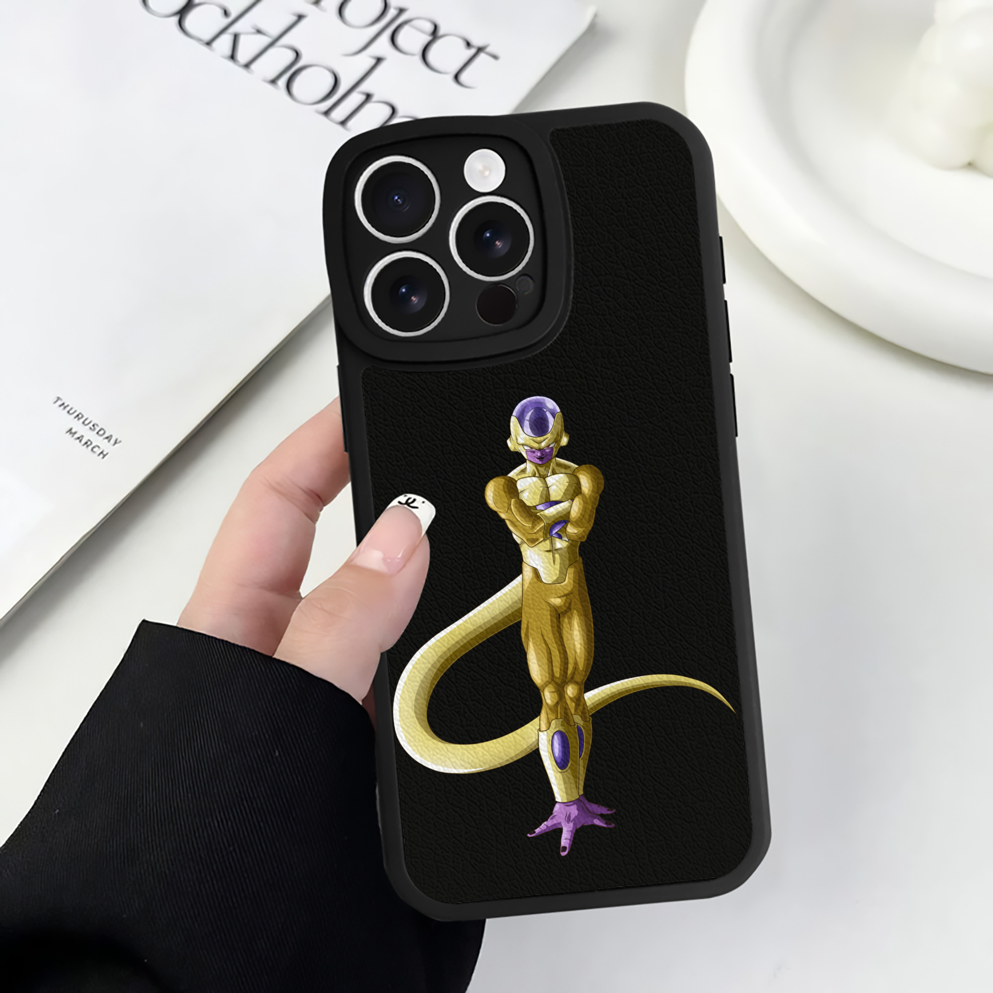 （画像用） ドラゴンボール フリーザ DRAGON BALL Frieza 【iPhone 16シリーズ対応】シリコンスマホケース（レザー調） 材質：シリコン